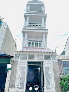 Bán nhà Chính Chủ HXH đường Nguyễn Hữu Tiến_P.Tây Thạnh, DT: 4x17m, 2 lầu, st, Giá: 8.9 tỷ tl