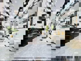 Bán nhà đẹp phố Võ Chí Công 5 tầng mặt tiền 3.8m 8.25 tỷ Cầu Giấy