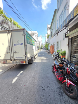 Bán nhà Thoại Ngọc Hầu - Quận Tân Phú - DT: 4x10.1m, Giá bán 5.4 tỷ TL