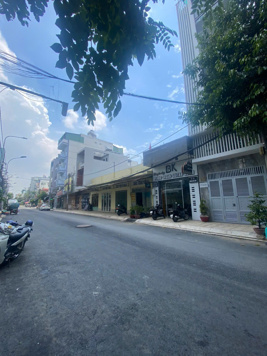 Mặt tiền đường Thành Công_p.tân Thành, CẤP 4, nhà trốn, DT: 4x18m, Giá: 10.8 tỷ tl