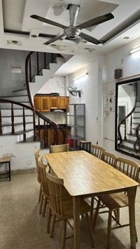 CHO THUÊ NHÀ NGUYÊN CĂN 4 TẦNG LẠC LONG QUÂN – FULL ĐỒ NHƯ HÌNH – Ở NGAY – GIÁ CHỈ 9 TRIỆU/THÁNG