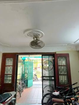 Bán Nhà Trung Kính. Cầu Giấy. Ô Tô Tránh. DT 84m2. MT 4.2m. 4 Tầng. Giá 32,3 Tỷ.