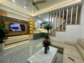 Bán nhà Khương Trung - Ngõ to như phố - nhà mới keng 33m2 x 4 tầng - Giá chỉ 7,8 tỷ