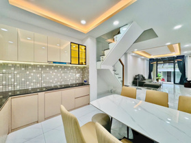 Nhà Ung Văn Khiêm, P25 Bình Thạnh; 62m2 (4x16m), 5 tầng hẻm xe tải. 13 tỷ nhỉnh