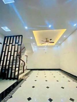 Bán Nhà Dân Xây Chợ Khâm Thiên. Đống Đa. Lô Góc. DT 45m2. MT 6m. 4 Tầng. Giá 7.9 Tỷ