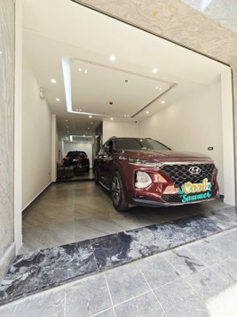 Nhà đẹp Hoàng Quốc Việt 65m x 7T,  2 thoáng, thang máy, gara ô tô, full Nt cao cấp 28 tỷ