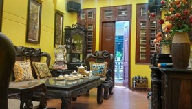 Bán nhà phố Huỳnh Thúc Kháng - Carnival đỗ cửa  - Thoáng ở ngay - 50m2 - n 14 tỷ