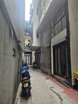 NHÀ ĐỘI CẤN mặt tiền 6M – 6 TẦNG THANG MÁY – NHÀ MỚI ĐẸP – FULL NỘI THẤT