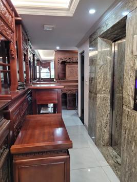 Nhà Mặt Phố 1 Mặt Ngõ Đê La Thành. Đống Đa. Thang Máy. Ô Tô. Vỉa Hè. DT 79m2. Giá 32,3 Tỷ.