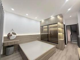 Bán nhà đẹp ngõ ôtô phố Lạc Long Quân 45m2 6tầng thang máy mặt tiền 4.3m hơn 9 tỷ Tây Hồ 