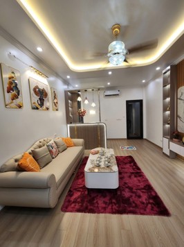 Vua lên giá - nhà phố Thái Hà - 5 tầng thang máy - 40m2 - ô tô đỗ cửa ngủ nhà