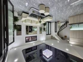 Bán nhà phân lô Nguyễn Chí Thanh - ngõ kinh doanh - ô tô tránh - 36m2 - nh 18 tỷ