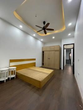 Bán Nhà BT Kim Hoa. Đống Đa. Ô Tô. DT 200m2. MT 8m. 4 Tầng. Giá 42.8 Tỷ.