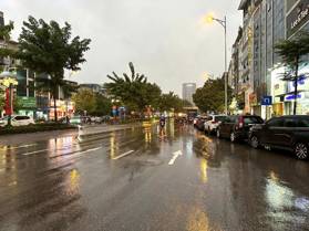 Hiếm, Nhà đẹp Cầu Giấy 70m x 5T, Lô Góc, Ô Tô,  Gần Phố, Kd, Nt cơ bản 17,9 Tỷ