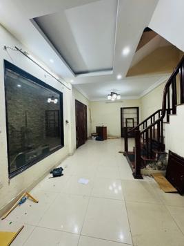 Bán Nhà Quan Nhân. Thanh Xuân. DT 57m2. MT 5.9m. 5 Tầng. Giá 14.3 Tỷ.