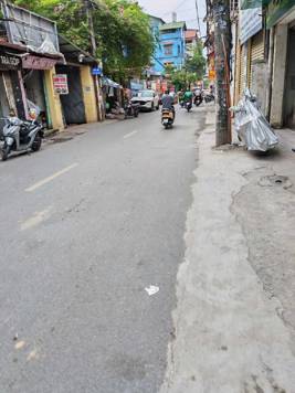 Bán Đất vàng Phố Trần Cung 90m x MT 7.1m, Ngõ nông thoáng, Gần ô tô, Kd, 16,5 tỷ