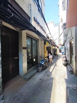 Bán Nhà Chùa Láng. Đống Đa. 6 Tầng Thang Máy. DT 79m2. MT 4.1m. Giá 17.7 Tỷ