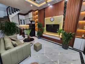 BÁN NHÀ LĨNH NAM, VĨNH HƯNG CỰC HIẾM- GẦN Ô TÔ ĐỖ - GẦN CHỢ - NHÀ ĐẸP BAY NHANH - TẶNG FUN NỘI THẤT