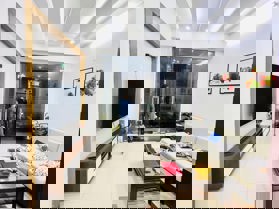 Bán Nhà Trần Duy Hưng, Cầu Giấy 40m2 x 5 tầng, 7 phòng, ngõ rộng phân lô, cách phố 40m