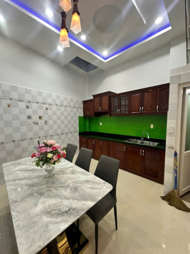 VỊ TRÍ TRUNG TÂM - KHU ĐỒNG BỘ ! BÁN NHÀ HXH NGAY PHAN ĐĂNG LƯU P6 Q.BT 5 TẦNG 4X15M CHỈ 10,8 TỶ TL