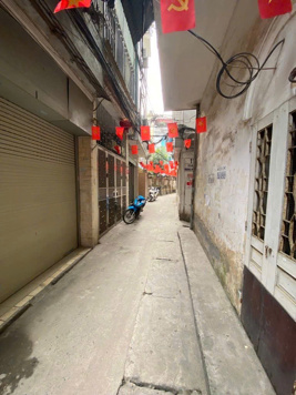 NHÀ HOÀNG HOA THÁM – 30m² x 5 TẦNG – NGÕ THÔNG – 3 NGỦ – Ở/CHO THUÊ ĐỀU ĐẸP