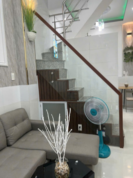 Bán nhà 3 lầu hẻm 1982 Huỳnh Tấn Phát, Nhà Bè. Giá 1,75 tỷ