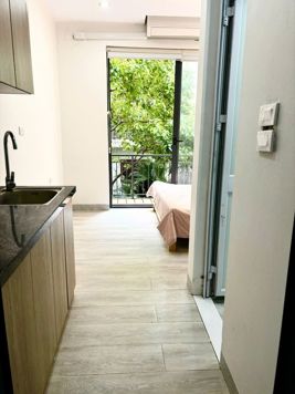 Bán Nhà Chính Kinh. Thanh Xuân. 7 Tầng Thang Máy. Lô Góc. DT 44m2. MT 4m. Giá 14.9 Tỷ.