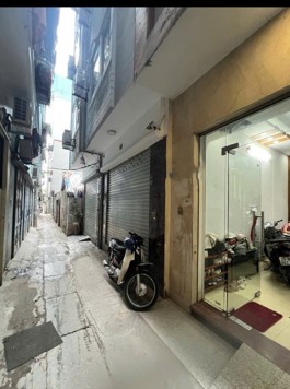 BÁN NHÀ NGUYỄN VĂN HUYÊN KÉO DÀI – 32M², MT 3.7M, 5 TẦNG – GIÁ 10,5 TỶ (TL)