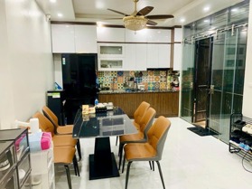 Nhà đẹp Lê Đức Thọ 38m x 5T, thang máy, Lô góc, ô tô, Full NT, 9,5 tỷ