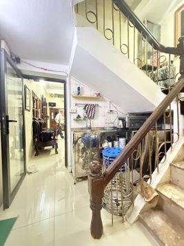 Bán Nhà Đặng Tiến Đông. Đống Đa. Ô Tô. DT 96m2. MT 4.7m. 3 Tầng. Giá 25.4 Tỷ