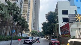 BÁN NHÀ LIỀN KỀ ĐƯỜNG NGUYỄN TUÂN. 115M2 - 5 TẦNG. LÔ GÓC. GARA Ô TÔ.