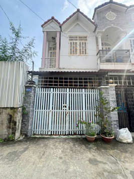 Bán nhà hẻm xe hơi 1806 Huỳnh Tấn Phát, Thị trấn Nhà Bè, Dt 4 x14m, 1 lầu. Giá 4,65 tỷ