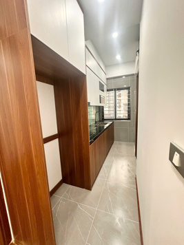 Bán chung cư ở Hoàng minh giám 2 ngủ full đồ, mới đẹp và ở ngay, sổ cất két