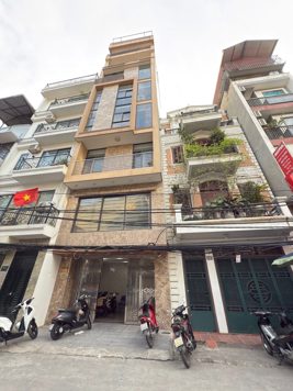 BÁN GẤP NHÀ ĐƯỜNG TRƯỜNG CHINH. 120M2 - 9 TẦNG. THANG MÁY. 2 THOÁNG. KINH DOANH.
