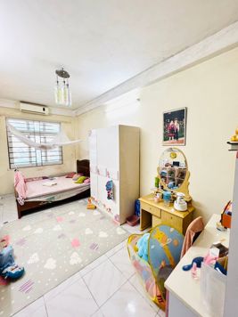 Bán Nhà Trần Thái Tông. Cầu Giấy. Lô Góc. DT 30m2. MT 3m. 5 Tầng. Giá 7.46 Tỷ.