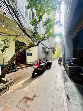 BÁN ĐẤT TẶNG NHÀ KIM NGƯU,112M NỞ HẬU, GẦN PHỐ, VỊ TRÍ TRUNG TÂM HAI BÀ TRƯNG . 17,5 TỶ