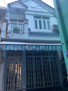 BÁN NHÀ HXH CÓ LỀ BÌNH THẠNH SẴN KẾT CẤU 4X14M GẦN BỜ KÈ XUYÊN TÂM. GIÁ 10TỶ699