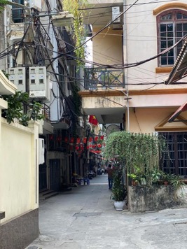 NHÀ ĐẸP KIM NGƯU 43,6M, 5 TẦNG, THANG MÁY, GẦN PHỐ, GẦN Ô TÔ. GIÁ 13,6 TỶ