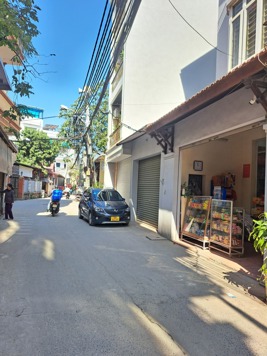 Bán nhà hiếm gần lô góc, Khối 7B tt Đông Anh, 2 mặt thoáng, vài bước chân ra phố chỉ 5 tỷ