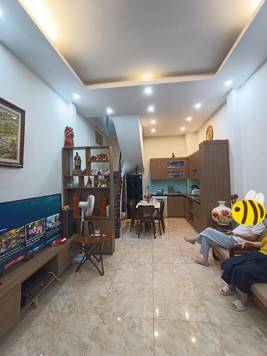 PHÂN LÔ VIP ĐỐNG ĐA – CÁCH PHỐ THÁI HÀ 60M, Ô TÔ TRÁNH – VỈA HÈ 2 BÊN – KINH DOANH – NHÀ MỚI ĐẸP