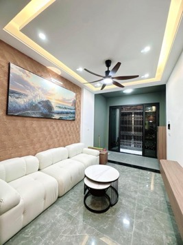 🏠 NHÀ ĐẸP HAI BÀ TRƯNG 42M², 5 TẦNG, NGÕ ĐẸP, GẦN PHỐ – 8.8 TỶ