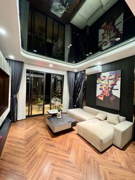 Bán Nhà Khương Đình. Thanh Xuân. 6 Tầng Thang Máy. DT 50m2. MT 4m. Giá 14.7 Tỷ.