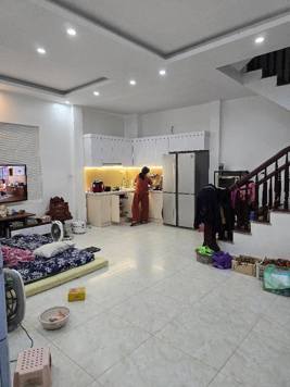 BÁN NHÀ KIM GIANG,VỊ TRÍ HIẾM CÓ, NGÕ 3M, 5M RA Ô TÔ TRÁNH, 4T MỚI, DT 46M2, GIÁ 8.9 TỶ