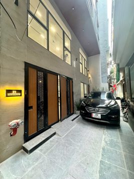 BÁN TÒA NHÀ CHDV ĐƯỜNG HOÀNG VĂN THÁI. 110M2 - 8 TẦNG. THANG MÁY. 23 PHÒNG KHÉP KÍN.