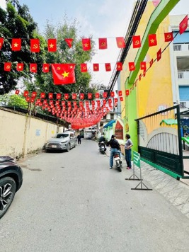 BÁN ĐẤT TẶNG NHÀ PHỐ VÂN HỒ, 55M², LÔ GÓC, MẶT TIỀN 5.3M, THÔNG SỐ HIẾM TRUNG TÂM 14.5 TỶ 