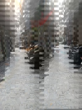 BÁN GẤP NHÀ LK NGÕ 25 ĐƯỜNG LÊ VĂN LƯƠNG. 100M2 - 4 TẦNG. GARA Ô TÔ.