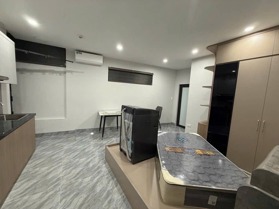 TÒA CHDV KHU VỰC HAI BÀ TRƯNG 61M², 5 TẦNG, LÔ GÓC, THANG MÁY, DÒNG TIỀN ~50TR/THÁNG – 15.4 TỶ 