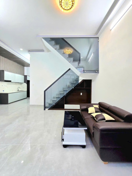 Bán nhà góc 2 mặt tiền hẻm Huỳnh Tấn Phát, Nhà Bè. Giá 4,39 tỷ