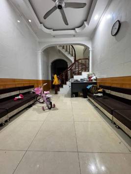 BÁN NHÀ ĐẠI TỪ, VỊ TRÍ ĐẸP GẦN Ô TÔ, DT 44M2, GIÁ 8,5 TỶ