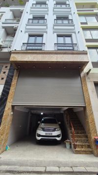 BÁN TÒA NHÀ ĐƯỜNG LÊ TRỌNG TẤN. 8 TẦNG. THANG MÁY. GARA Ô TÔ. 18 PHÒNG KHÉP KÍN.